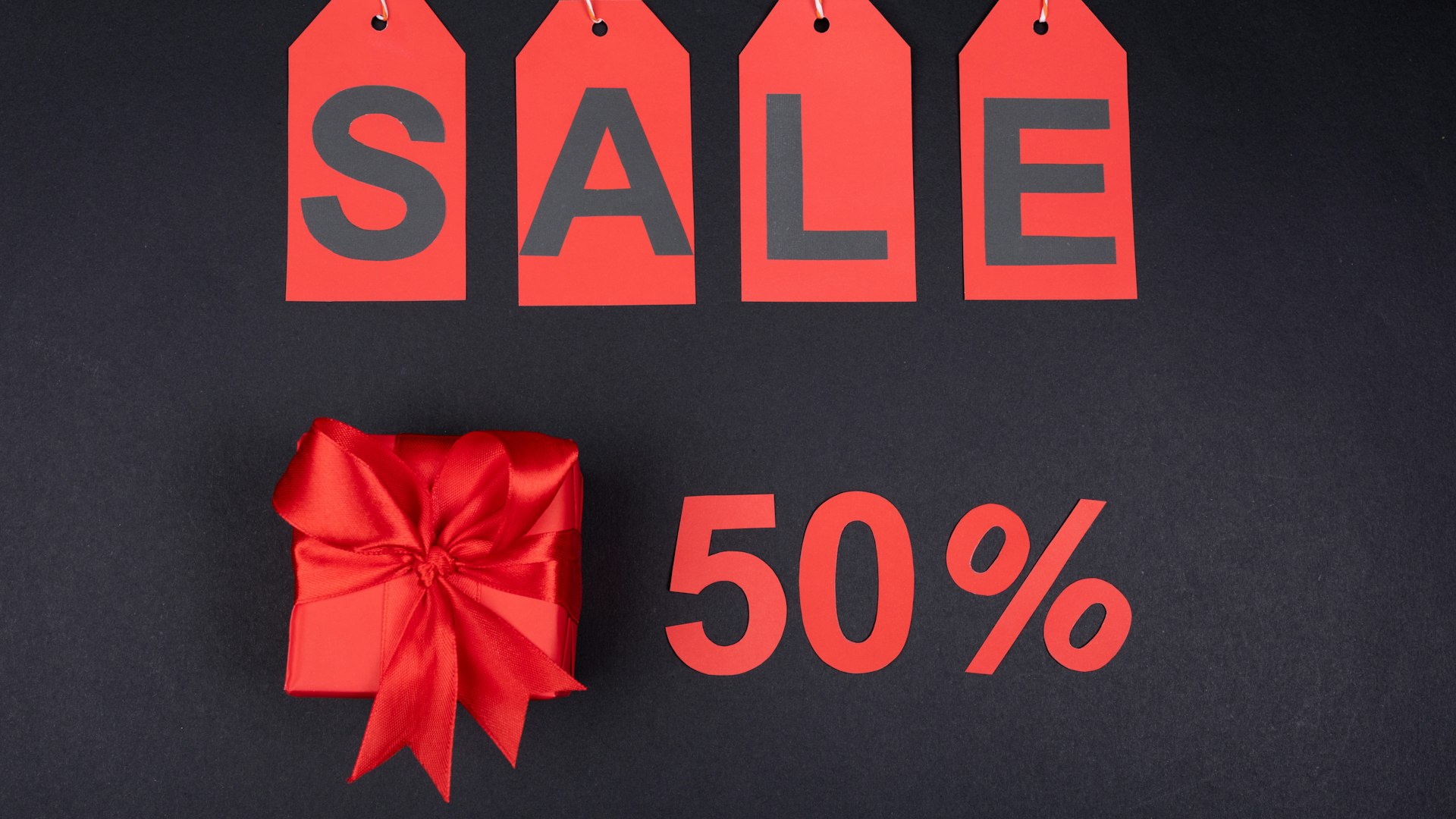 Online shopping cart representing inventory optimisation